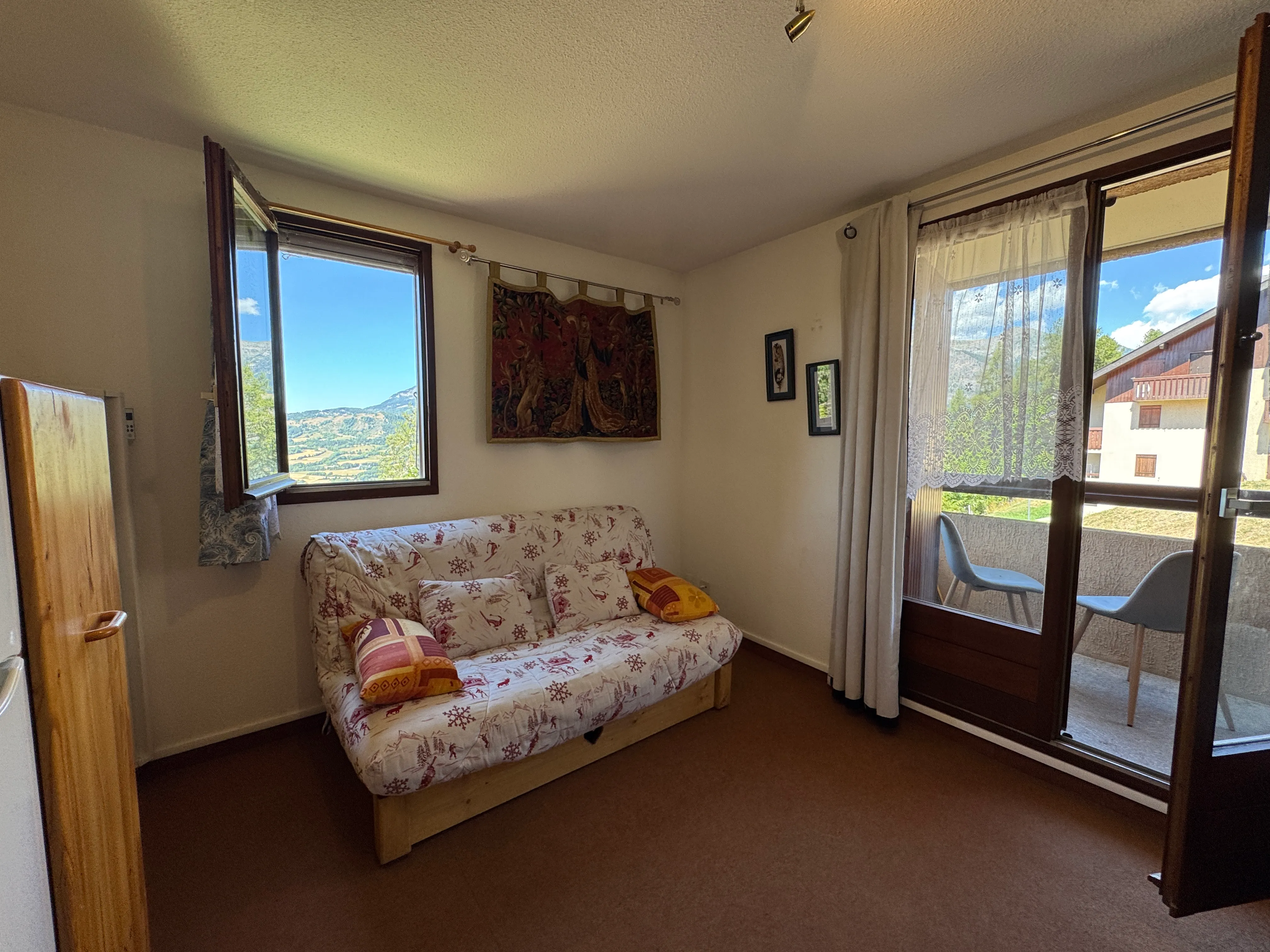 STUDIO DE 30m² À SAINT-LÉGER-LES-MÉLÈZES